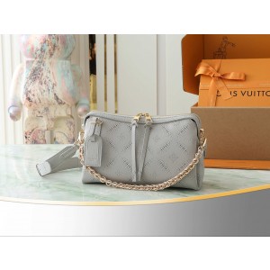 루이비통 M13157 여자가방