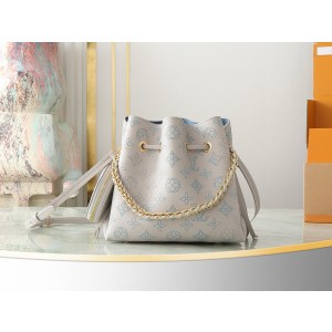 루이비통 M12125 여자가방