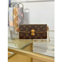 루이비통 M13566 여자가방