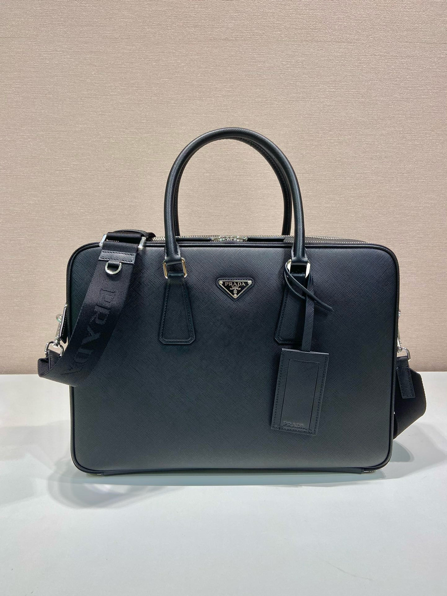 프라다 2VE022 서류가방