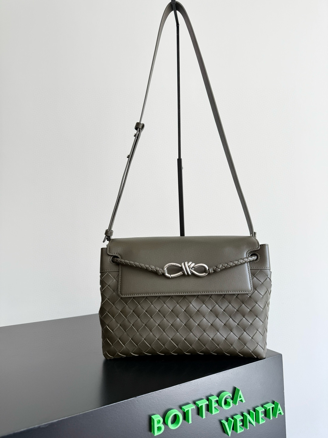 보테가베네타 815781 남자가방