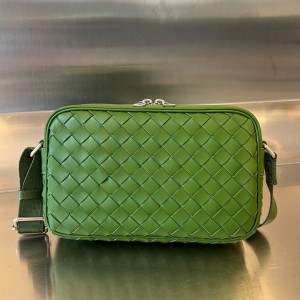 보테가베네타 710048 남녀공용가방