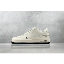 나이키 에어 포스 1 남녀공용 신발 운동화 스니커즈