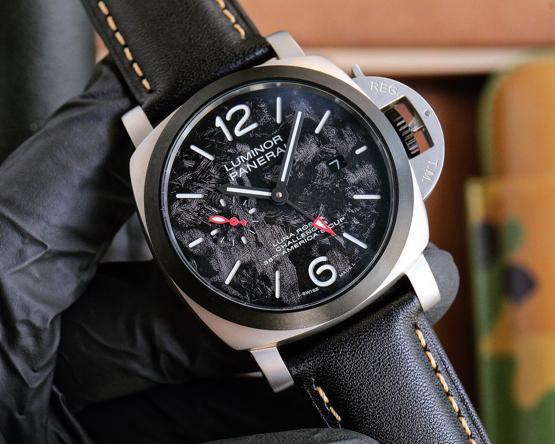 파네라이  남자 미러급 시계