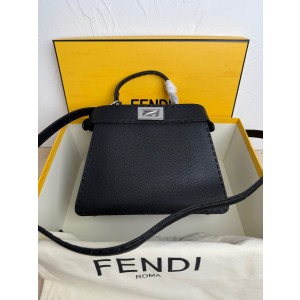 펜디 여자가방 8BN327