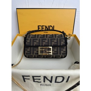 펜디 여자가방 8037