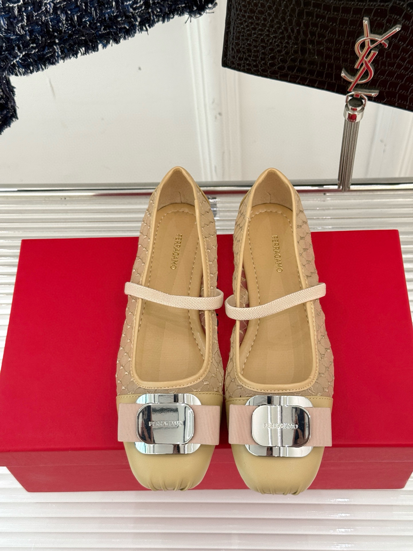 페라가모 여자 신발 구두