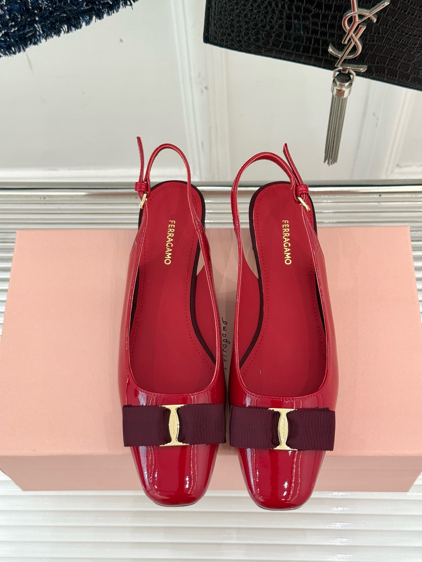 페라가모 여자 신발 구두