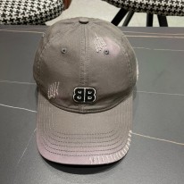 발렌시아가 모자