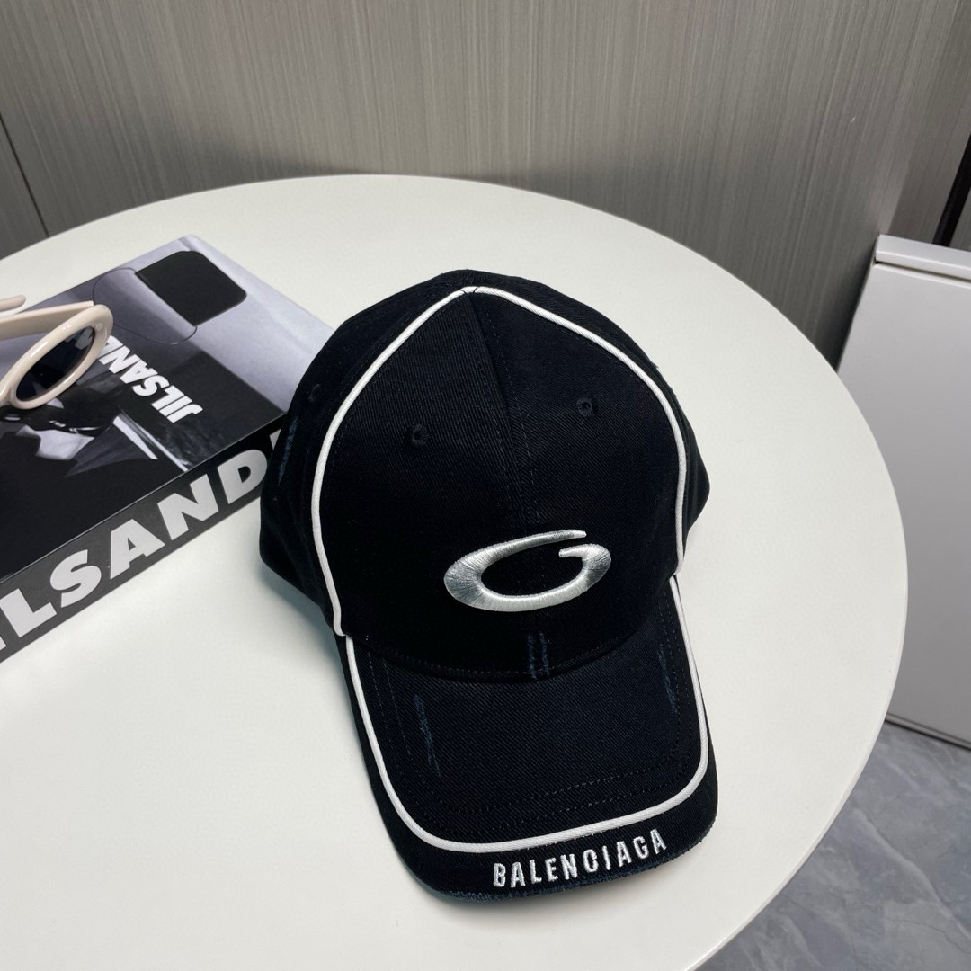 발렌시아가 모자