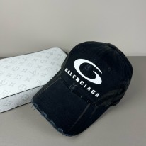 발렌시아가 모자