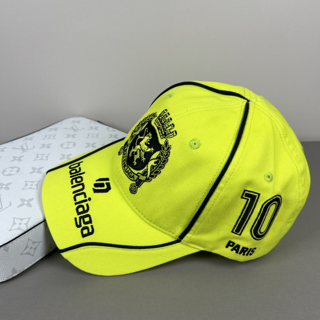 발렌시아가 모자