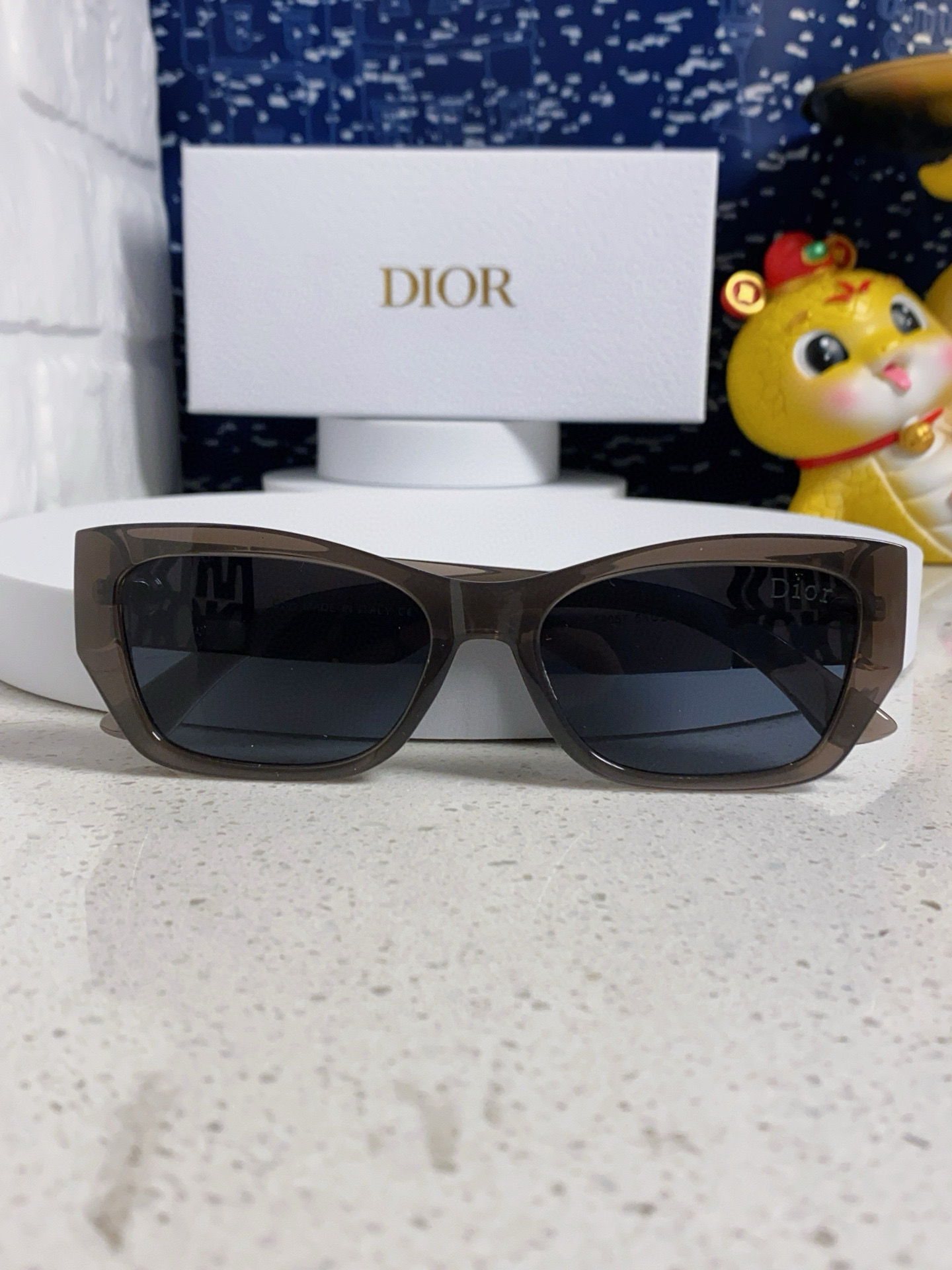 디올 선글라스