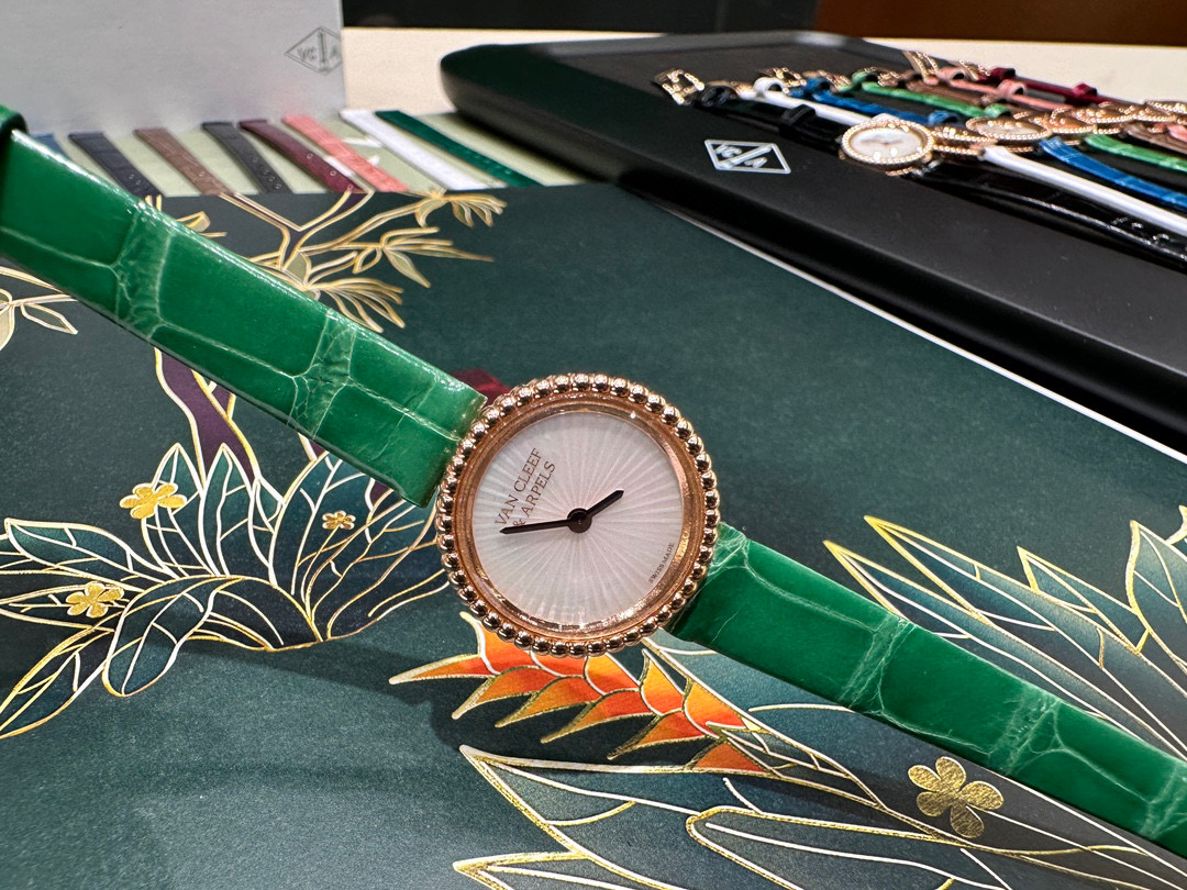 반클리프앤아펠 VS공장 미러급 여자시계