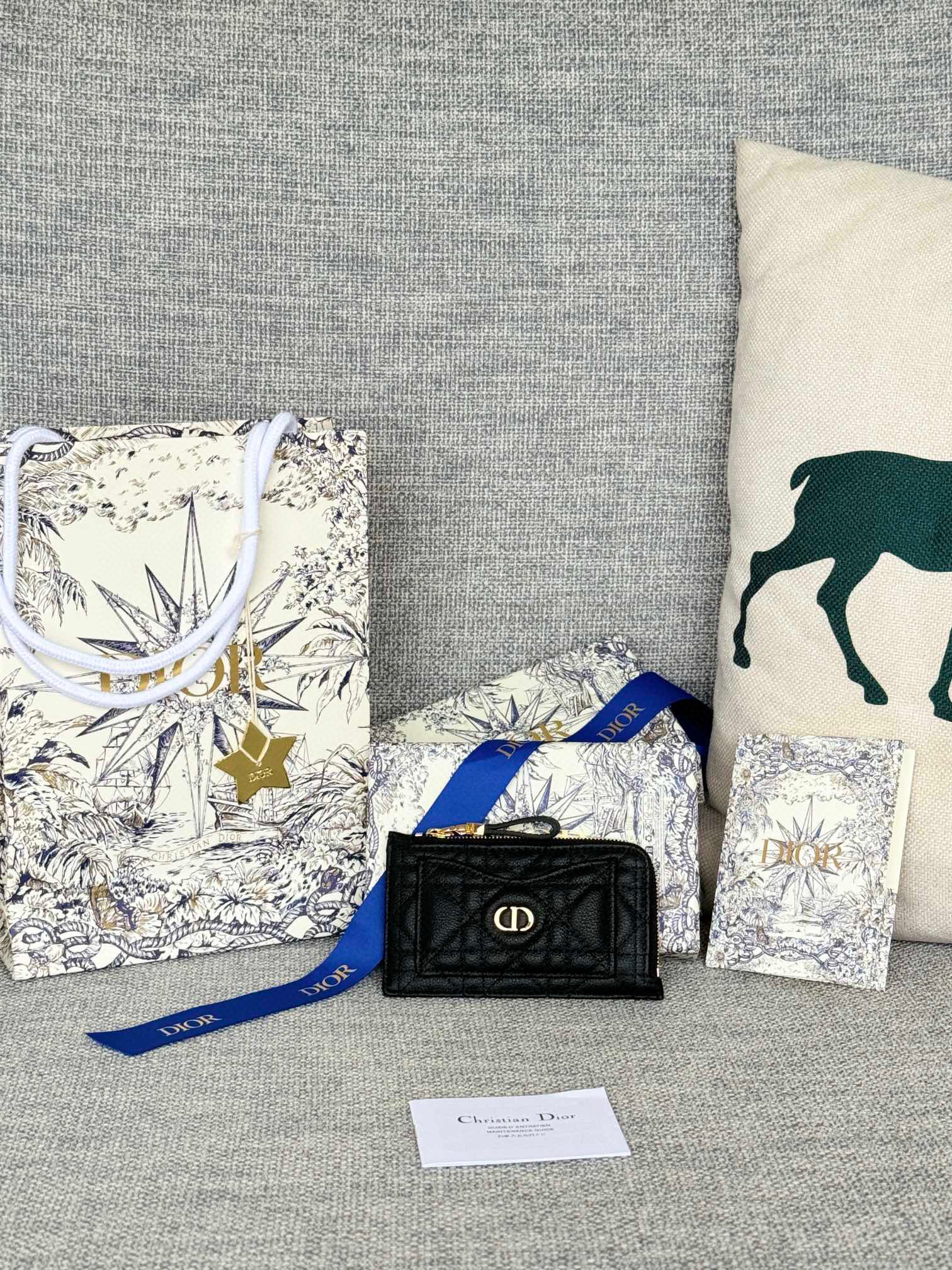 디올 S5131 여자 카드지갑 머니클립