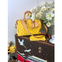 루이비통 M24428 여자가방