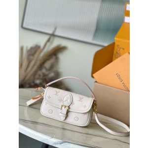 루이비통 M13642 여자가방