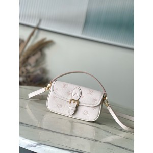 루이비통 M13642 여자가방