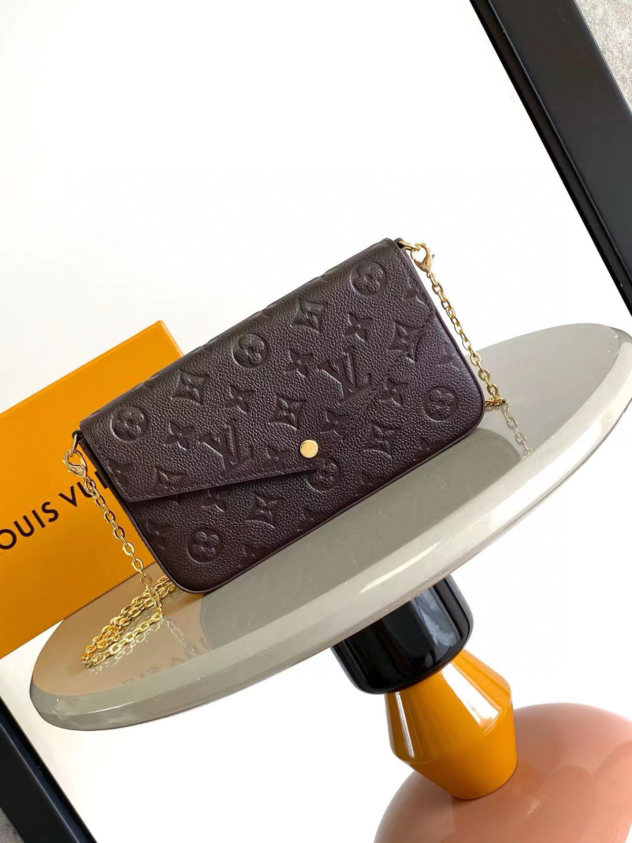 루이비통 M64064 M6127 여자가방