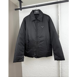 프라다 남자 패딩