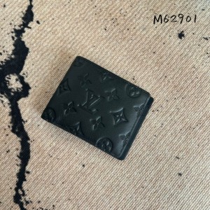 루이비통 M62901 남자 반지갑