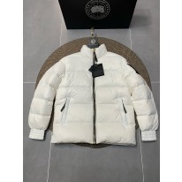 무스너클 남녀공용 패딩