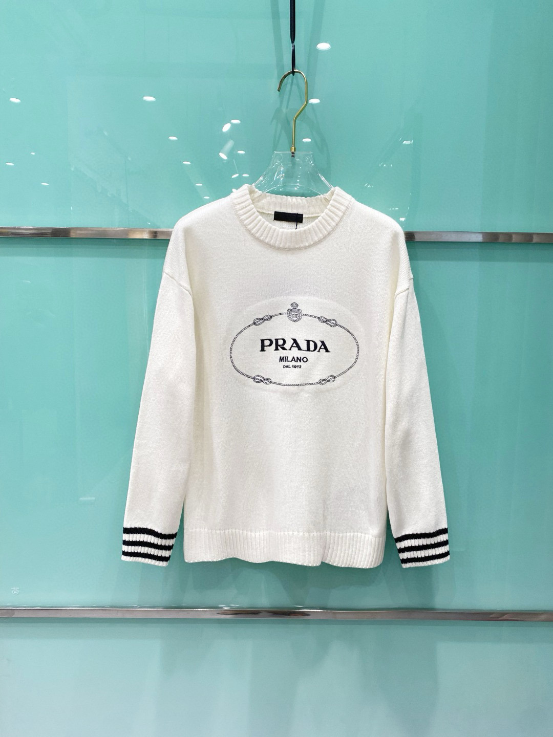 프라다 남자 니트