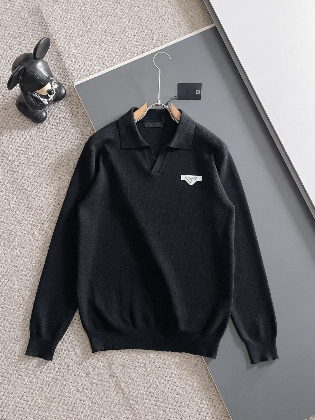 프라다 남자 니트
