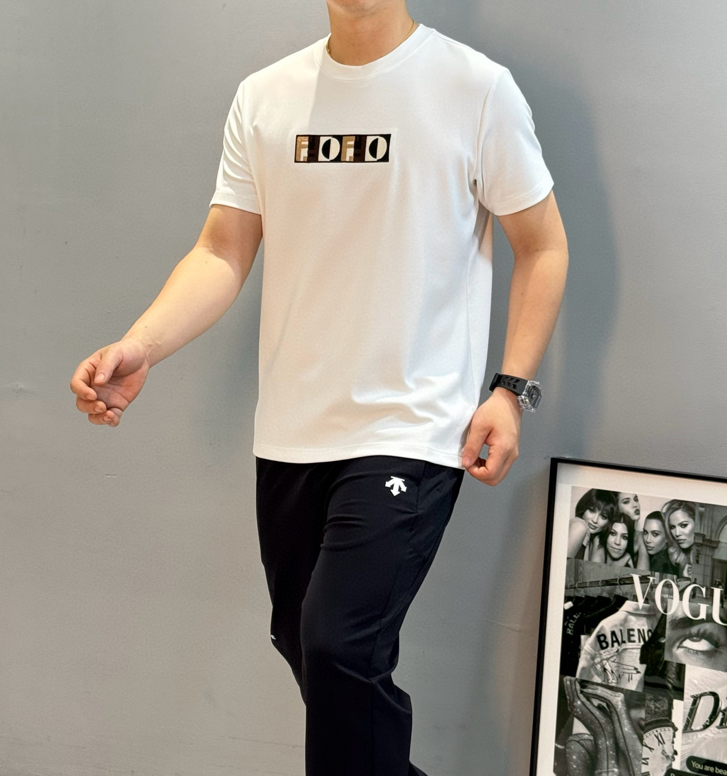 펜디 남자 반팔티