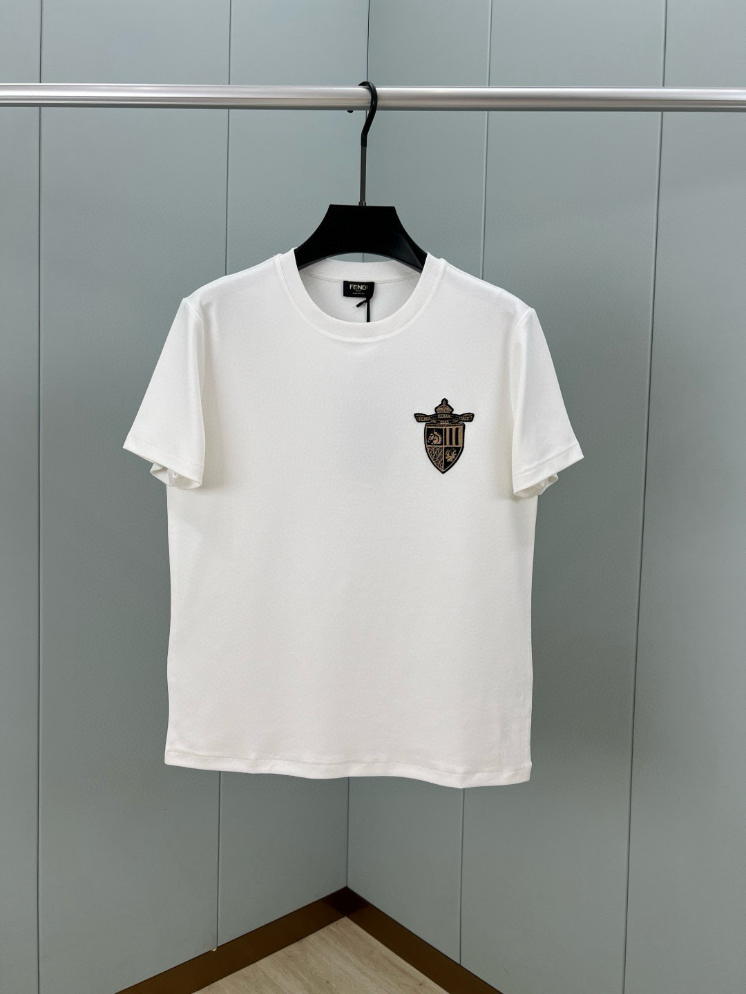 펜디 남자 반팔티