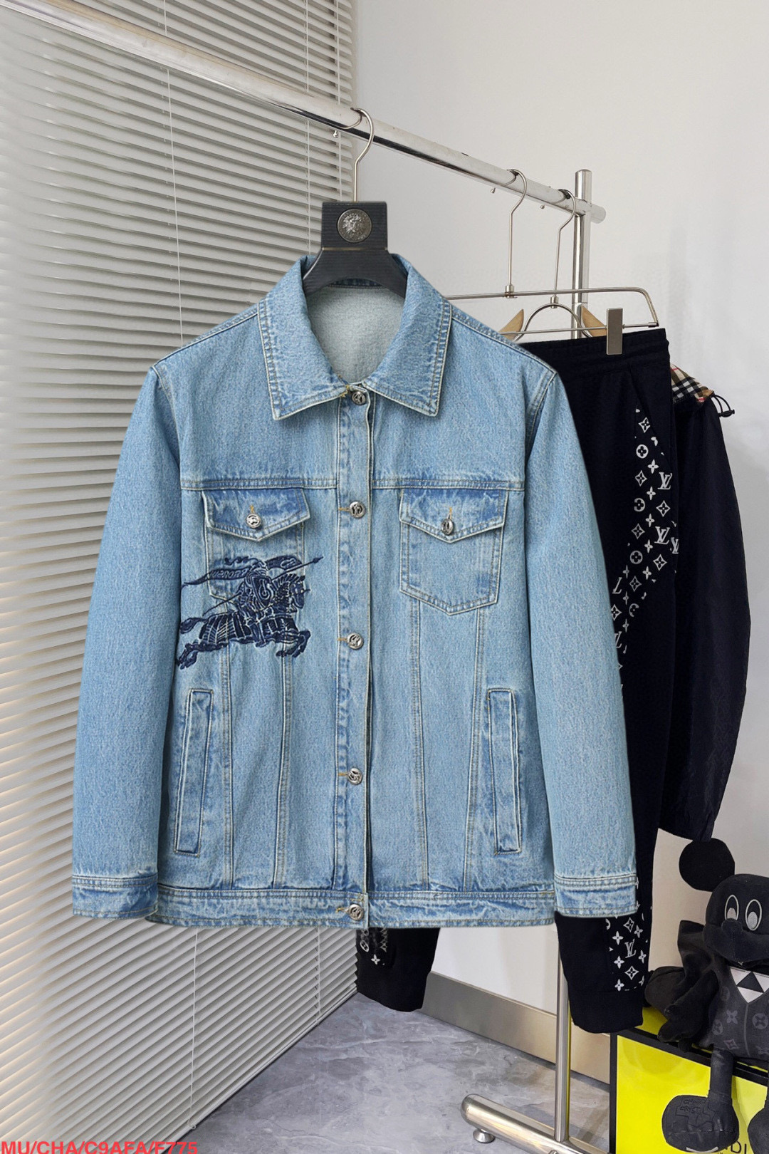 버버리 남자 자켓