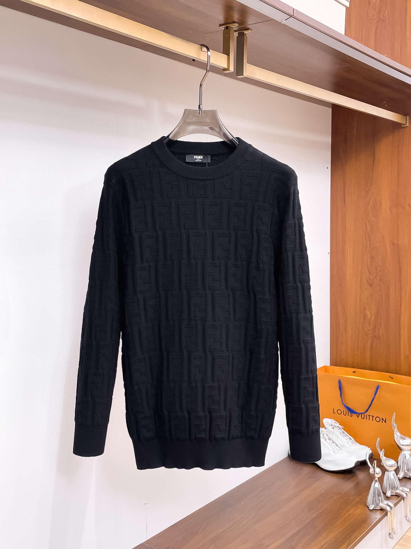 펜디 남자 니트