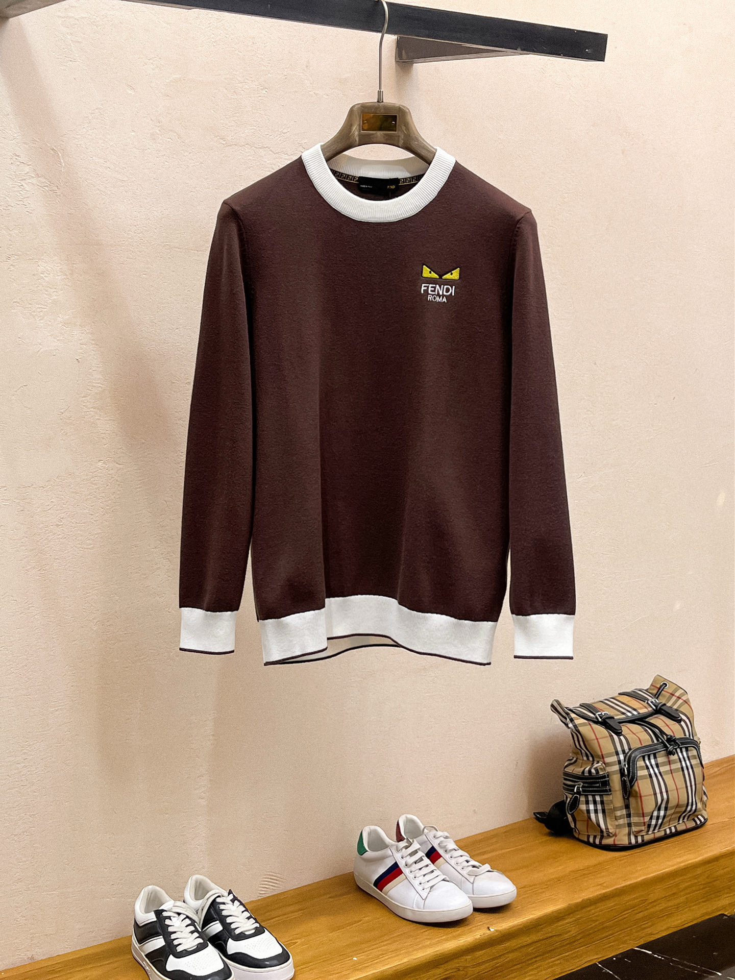 펜디 남자 니트