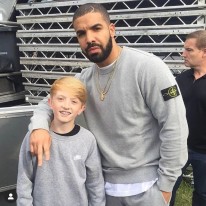 스톤아일랜드 3컬러 남자 맨투맨