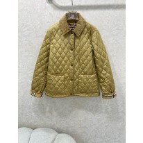 버버리 여자 자켓