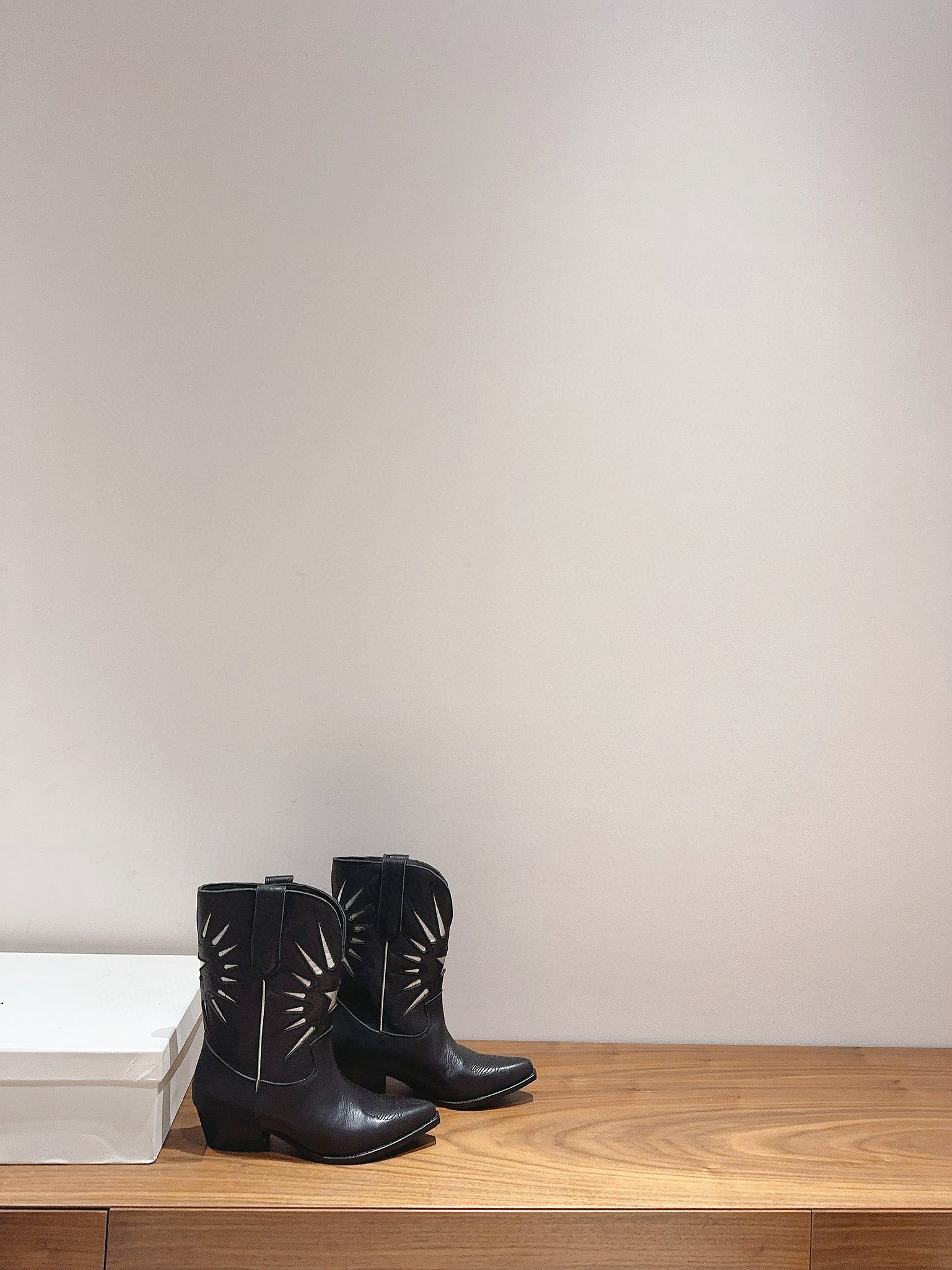 골든구스 4CM 여자 부츠