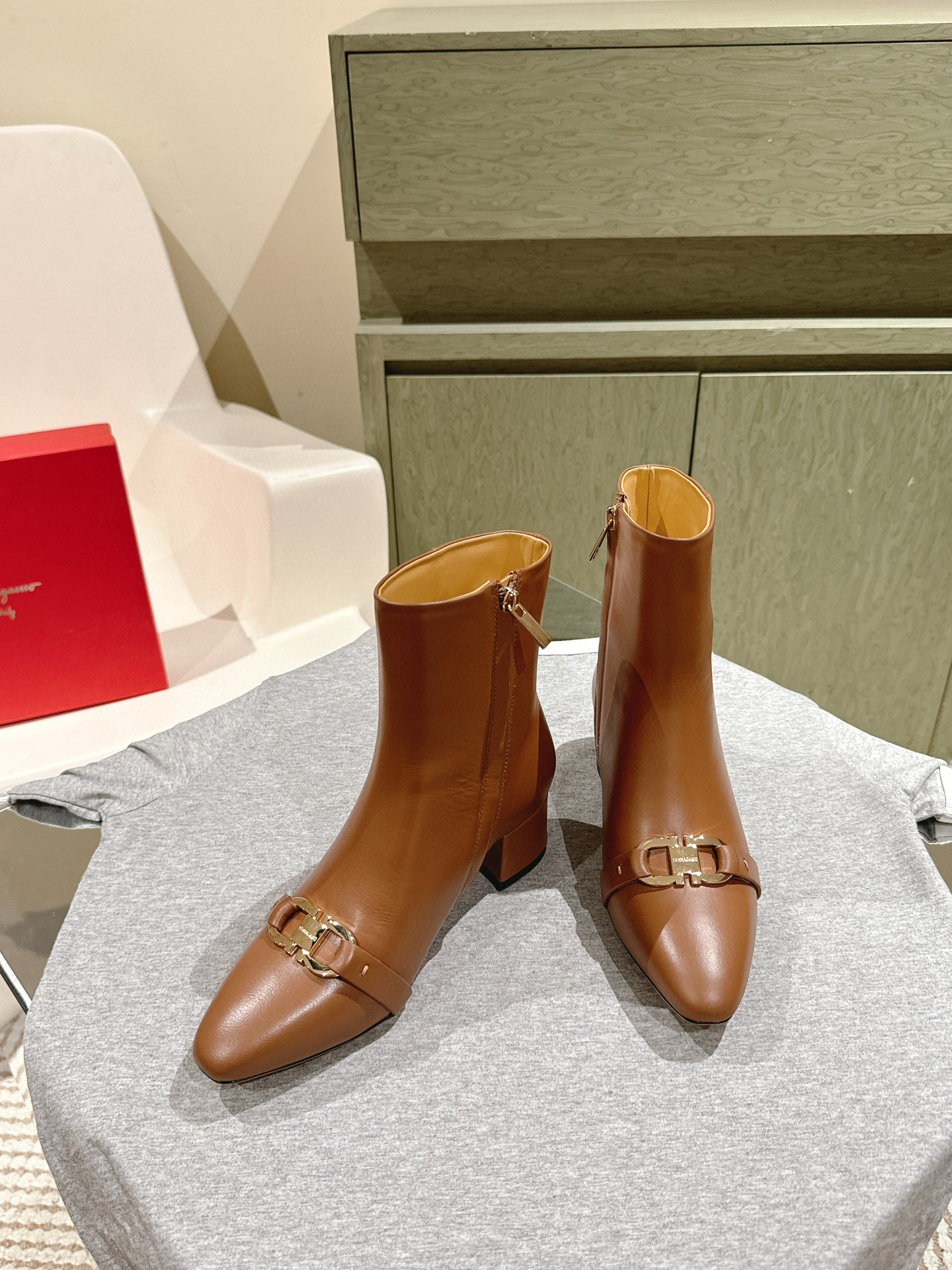 살바토레 페라가모 4.5CM 여자 부츠