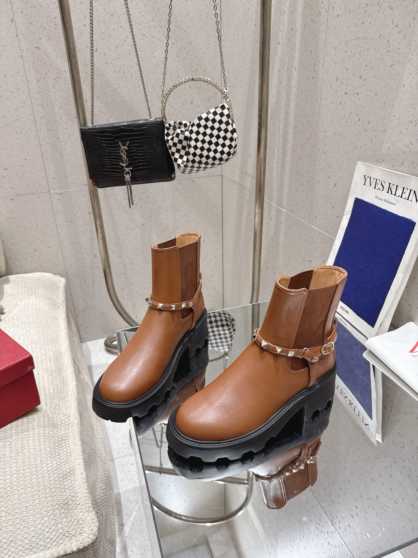 발렌티노 여자 부츠