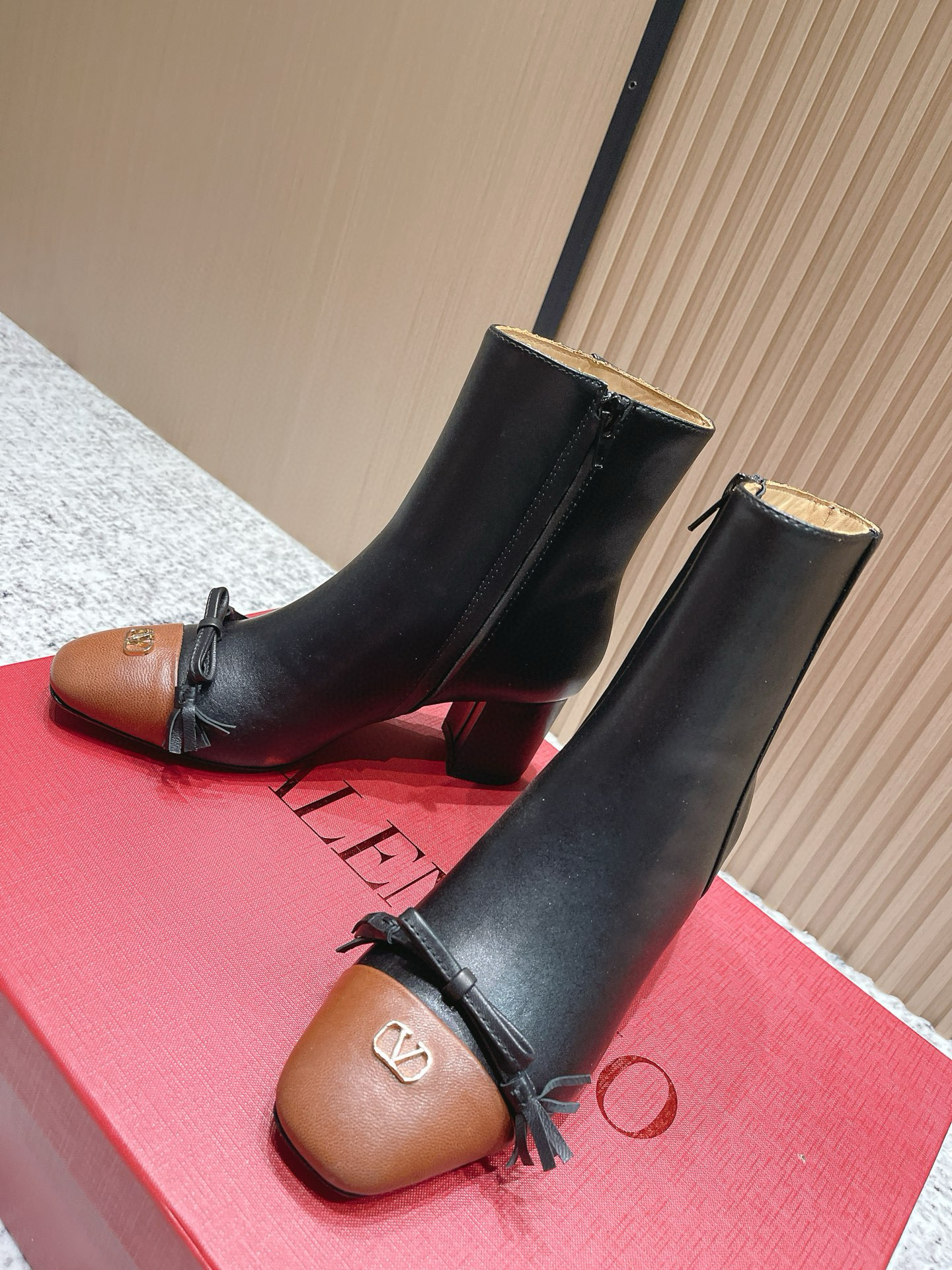 발렌티노 여자 부츠