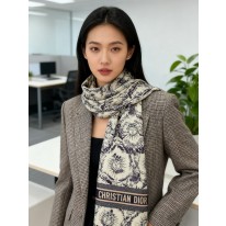 디올 스카프