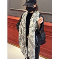 디올 스카프